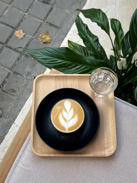 Flat white